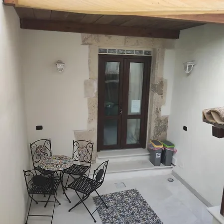 Nyaraló Al Settimo Porta Marina Szirakúza
